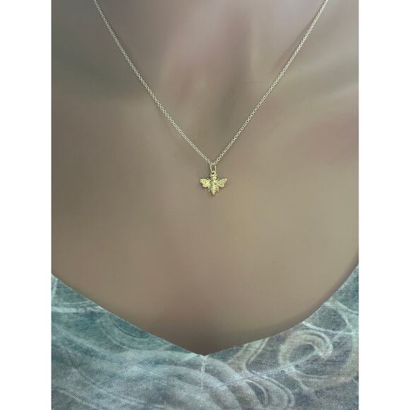 Small 24k Gold Plated Honey Bee Necklace - Picture 3 of 5